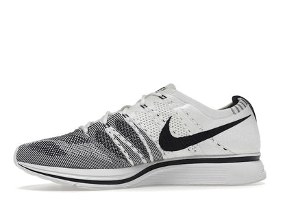 Nike Flyknit Trainer White Black