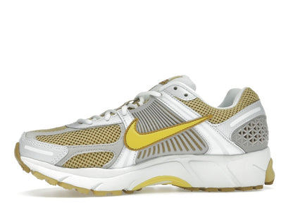 Nike Zoom Vomero 5 Bronzine (Women's)