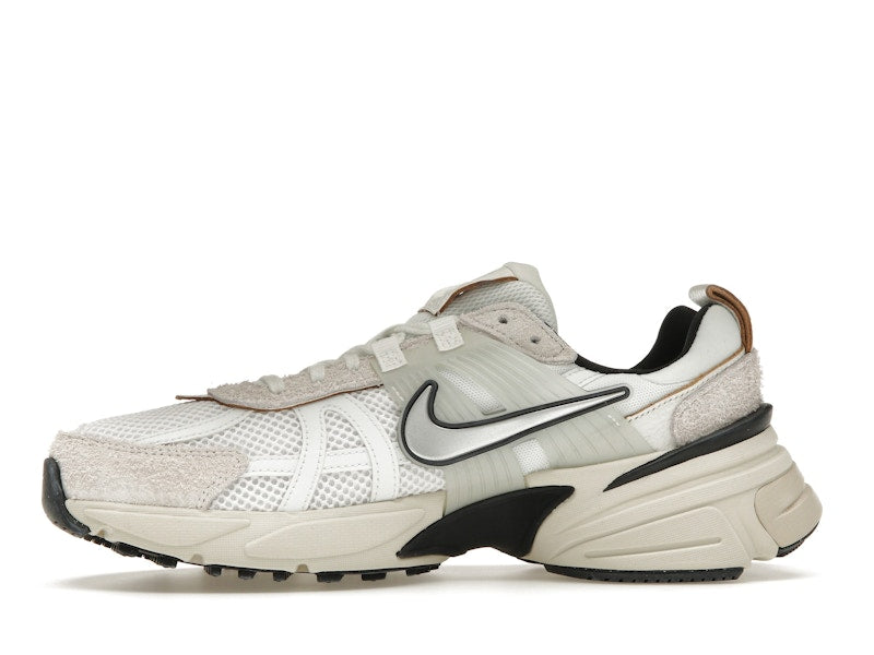 Nike V2K Run Summit White Light Orewood Brown (Women's)