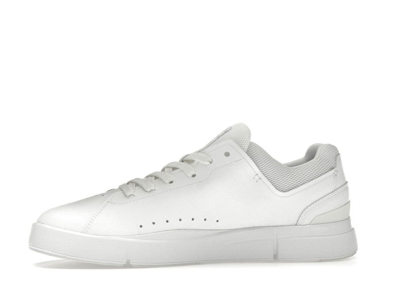 On The Roger Advantage All White (Women's)