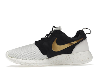 Nike Roshe Run Gold Trophy