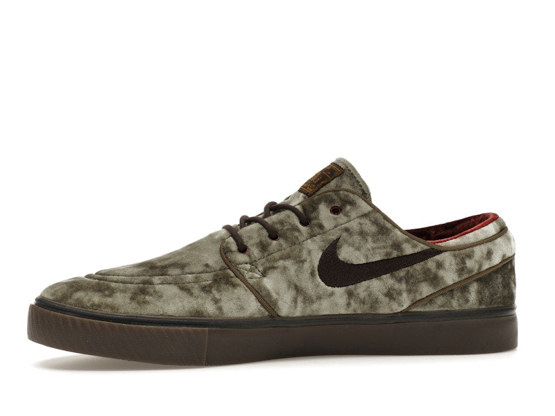 Nike SB Zoom Janoski OG+ SE Medium Olive Baroque Brown Dark Team Red Velvet Brown