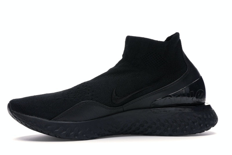 Nike Rise React Flyknit Triple Black