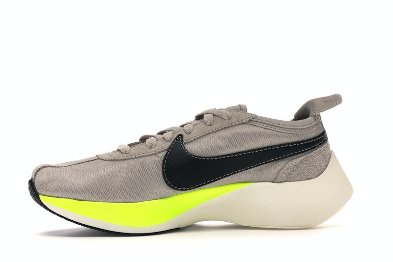 Nike Moon Racer String