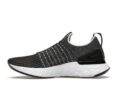 Nike React Phantom Run Flyknit 2 Oreo (Women's)