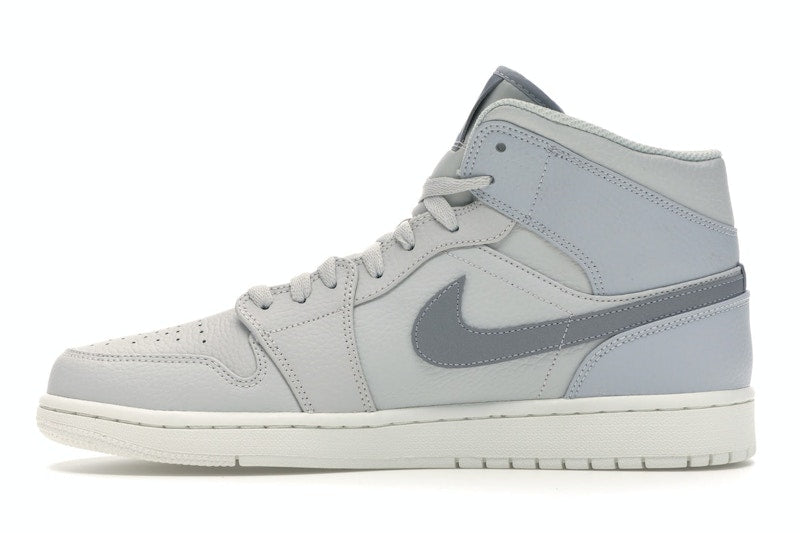 Jordan 1 Mid Light Bone