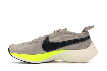 Nike Moon Racer String