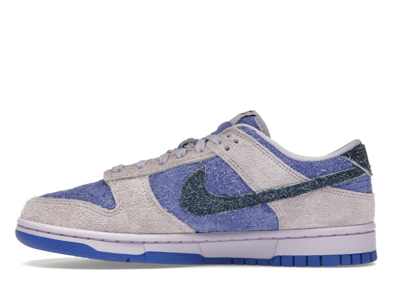 Nike Dunk Low SE Hydrangeas (Women's)