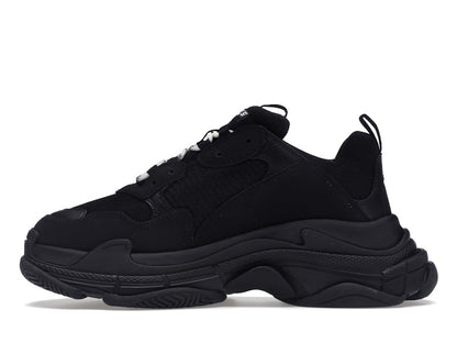 Balenciaga Triple S Black (2021)