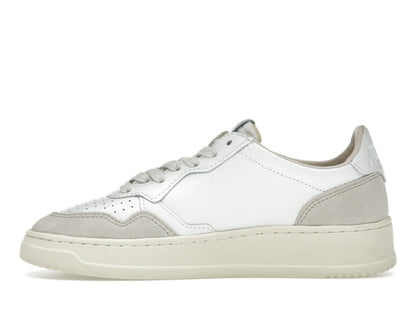 Autry Medalist Leather Low White Beige Suede (Women's)