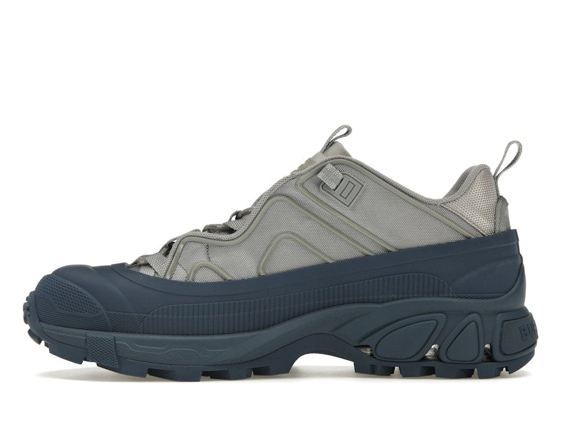 Burberry Arthur Warm Grey Oceanic Blue