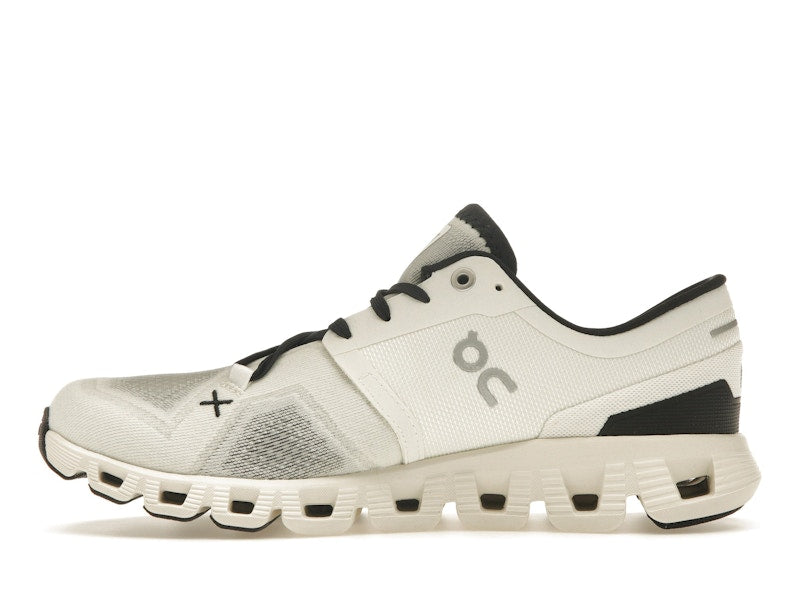 On Running Cloud X 3 White Black (Women's)