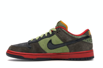 Nike SB Dunk Low Asparagus