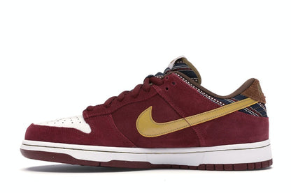 Nike SB Dunk Low Anchorman