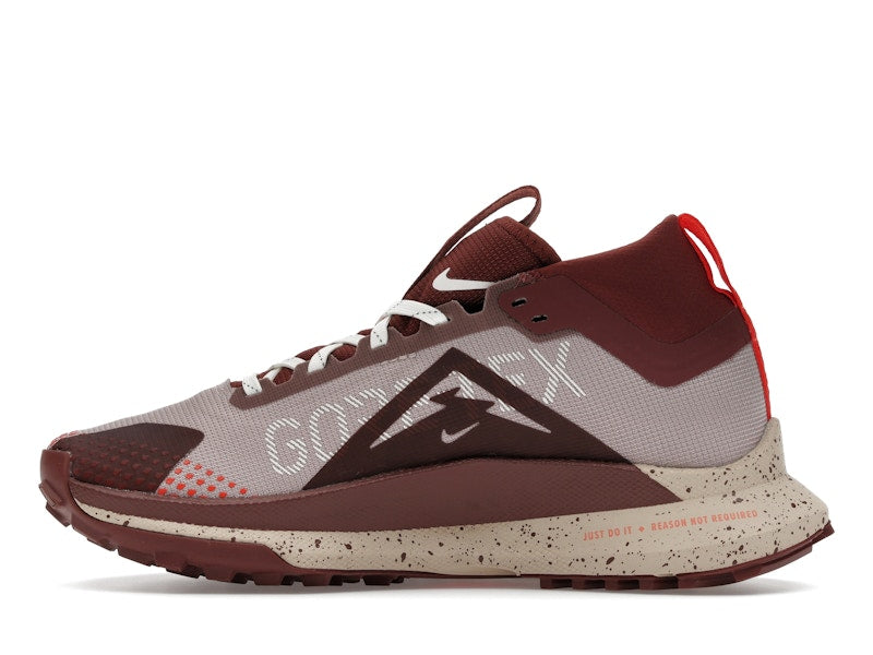 Nike React Pegasus Trail 4 Gore-Tex Diffused Taupe Dark Pony Sail Picante Red (Women's)