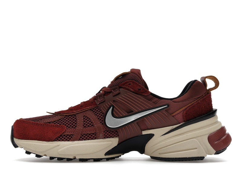 Nike V2K Run Red Sepia Dark Pony (Women's)