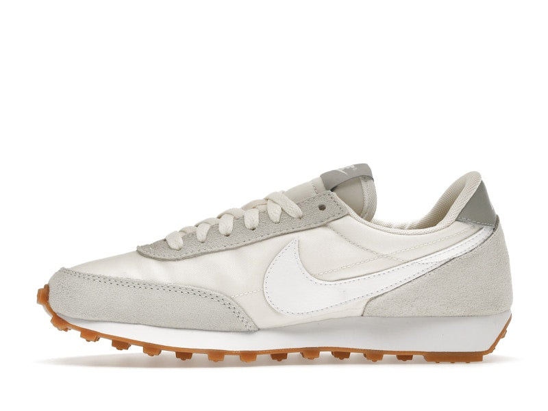 Nike Daybreak Pale Ivory Light Smoke Grey (Women's)