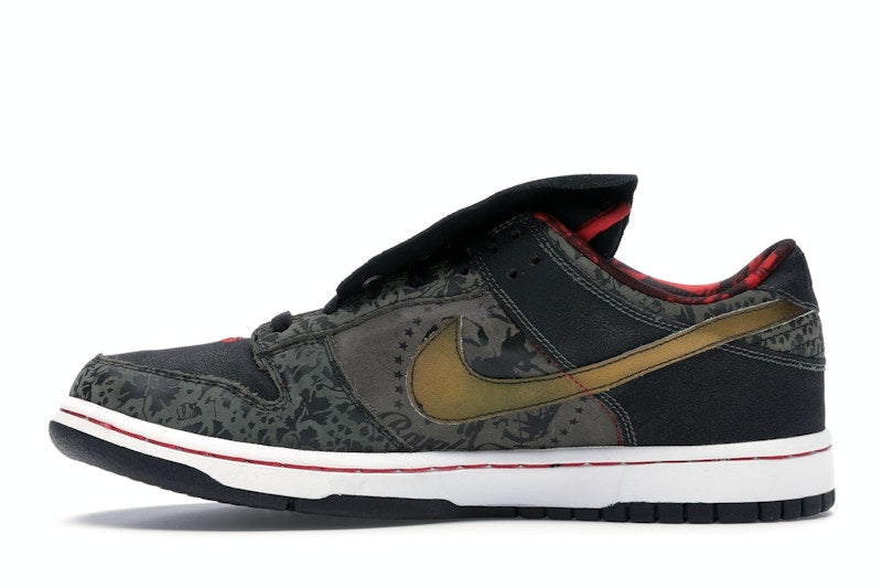 Nike SB Dunk Low SBTG