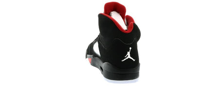 Jordan 5 Retro Supreme Black