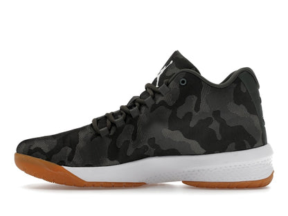 Jordan B.Fly River Rock/White-Dark Stucco