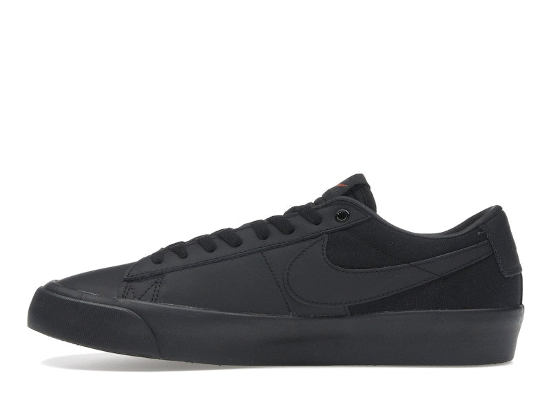 Nike SB Zoom Blazer Low Pro GT ISO Triple Black