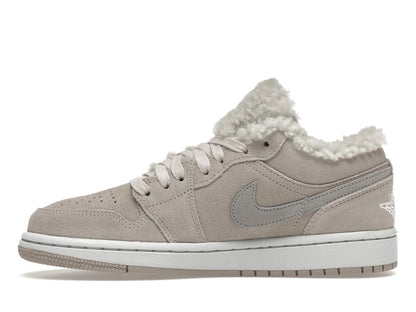 Jordan 1 Low SE Sherpa Fleece (Women's)