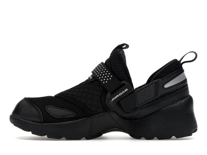 Jordan Trunner LX Triple Black (Women's)
