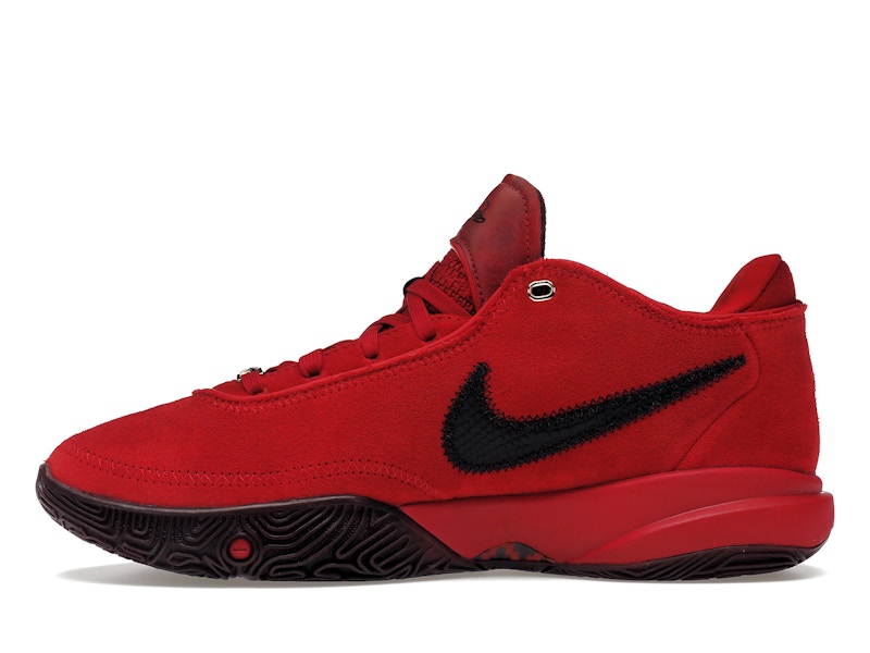 Nike LeBron 20 Liverpool