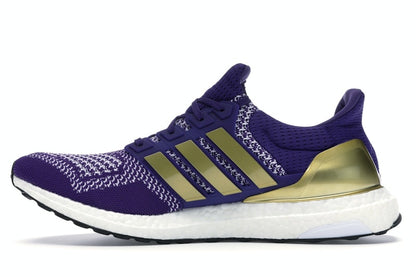 adidas Ultra Boost Washington Huskies