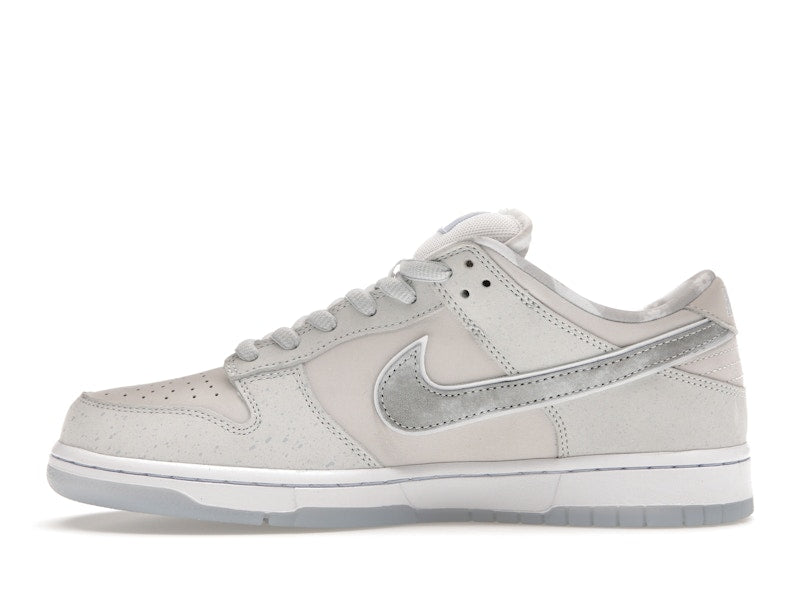 Nike SB Dunk Low White Lobster (Friends and Family)