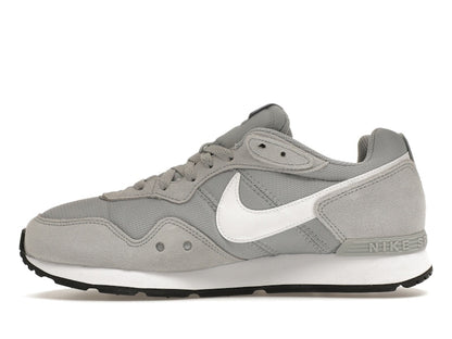 Nike Venture Runner Wide Light Smoke Grey
