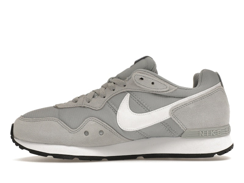 Nike Venture Runner Wide Light Smoke Grey