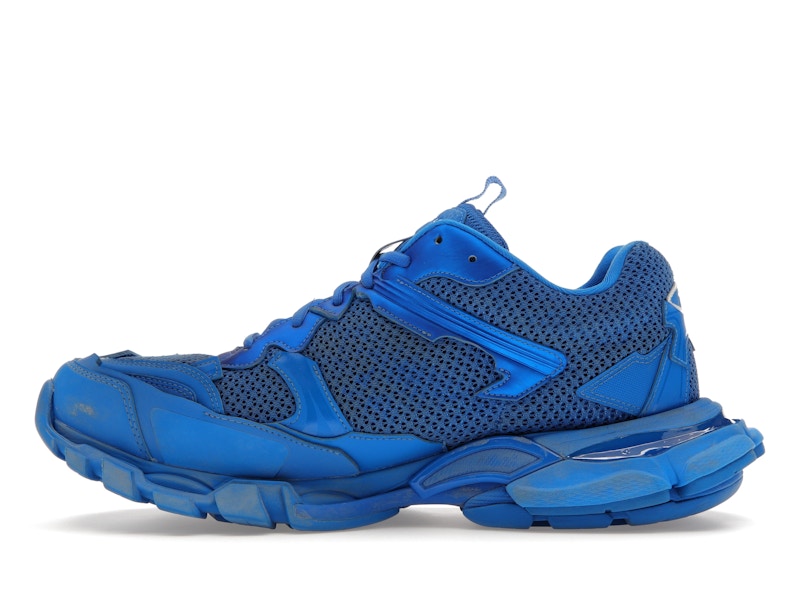 Track.3 Blue