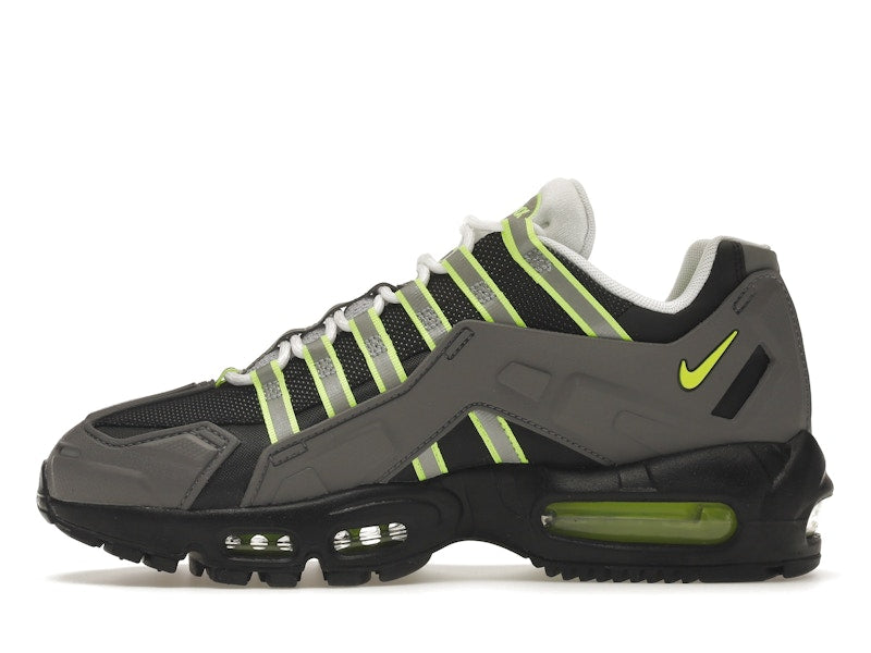 Nike NDSTRKT Air Max 95 Neon