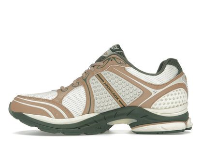 Saucony ProGrid Triumph 4 Saucony & Friends Seanella Abraham