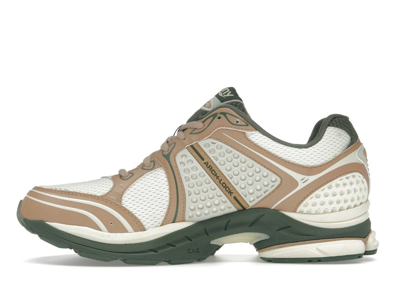Saucony ProGrid Triumph 4 Saucony & Friends Seanella Abraham