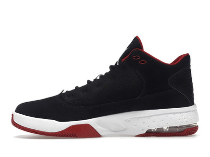 Jordan Max Aura 2 Black Gym Red