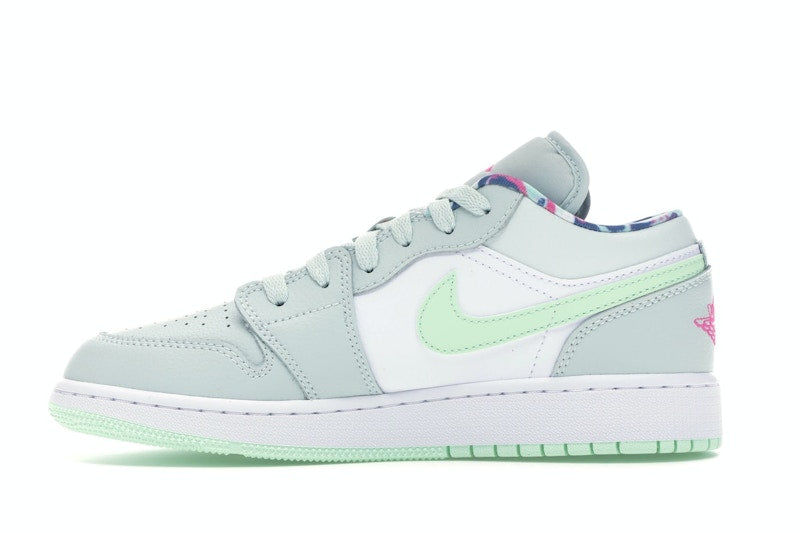 Jordan 1 Low Barely Grey Frosted Spruce (GS)