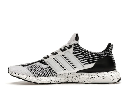 adidas Ultra Boost 5.0 DNA Cloud White Black