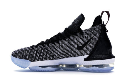 Nike LeBron 16 Oreo