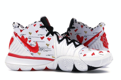 Nike Kyrie 5 Sneaker Room Mom White