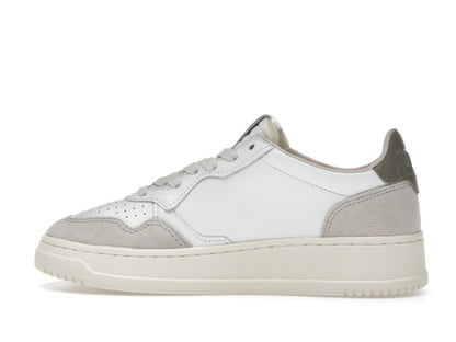 Autry Medalist Leather Low White Covert Green Beige (Women's)