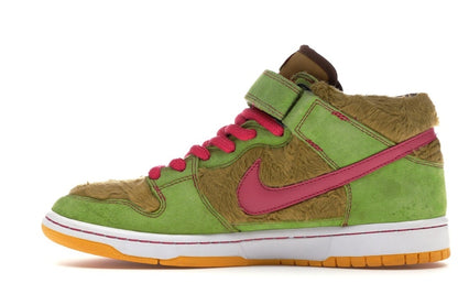 Nike SB Dunk Mid Mama Bear