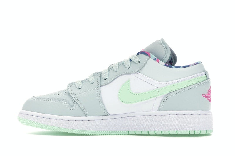 Jordan 1 Low Barely Grey Frosted Spruce (GS)