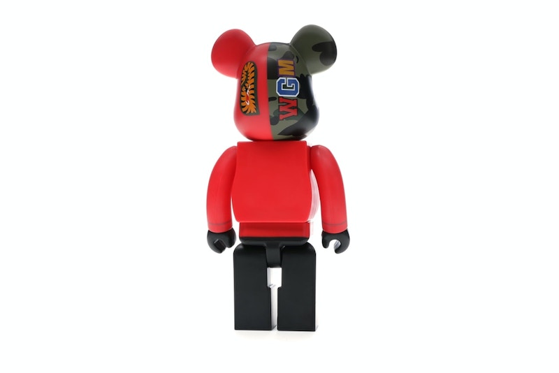 Bearbrick A Bathing Ape 1st Camo Shark 400% Red
