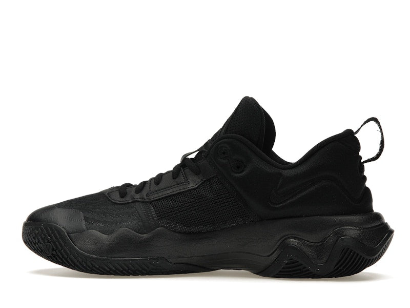 Nike Giannis Immortality 3 Triple Black