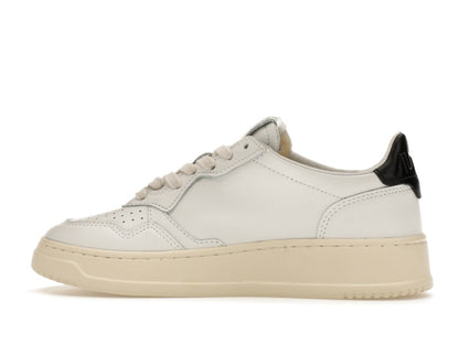 Autry Medalist Leather Low White Black Tab (Women's)