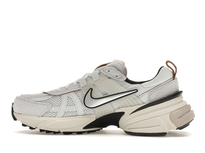 Nike V2K Run Pure Platinum Chrome (Women's)