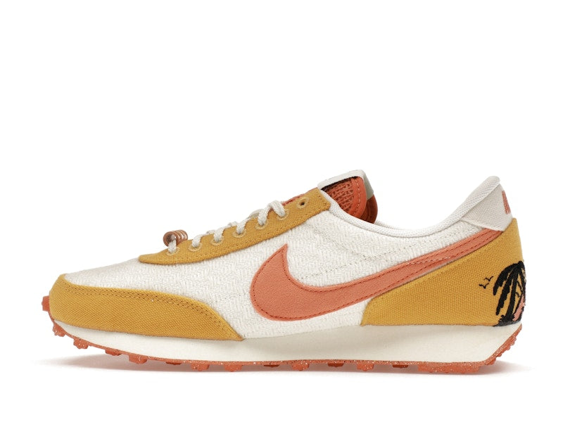 Nike DBreak SE Sun Club Hot Curry (Women's)