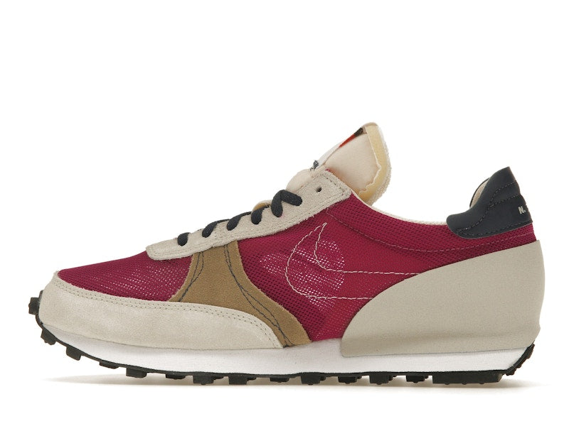 Nike Daybreak Type Cactus Flower